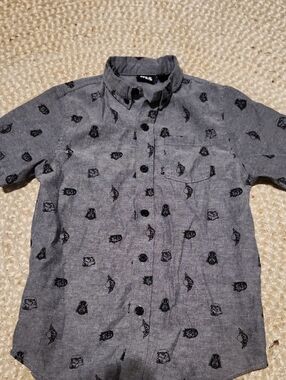 Star Wars Black & Grey Short-Sleeve Button-Down Shirt